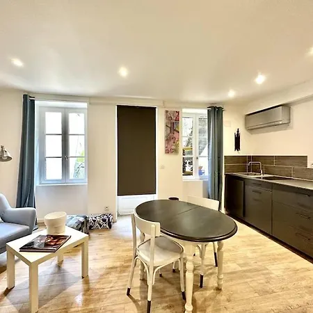 C. La Réserve - St Rose Le Bleu * Clermont-Ferrand