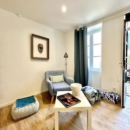 C. La Reserve - St Rose Le Bleu Clermont-Ferrand